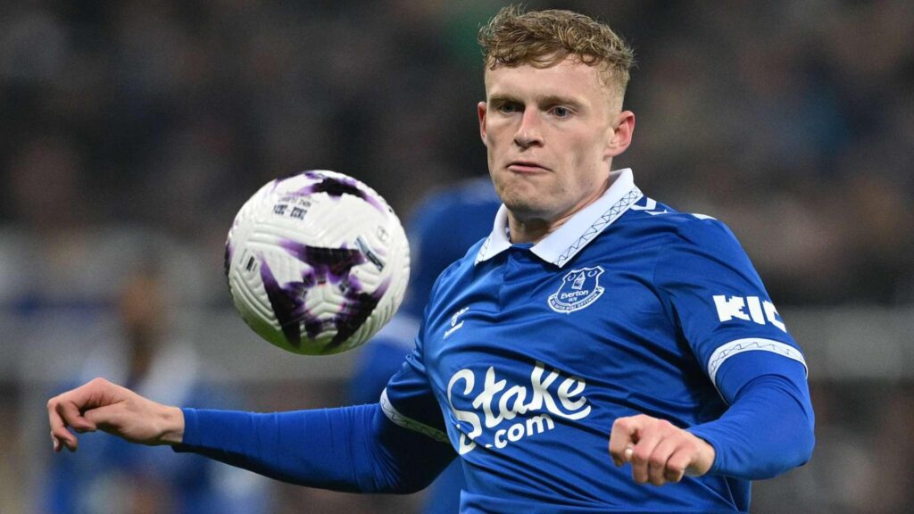 Everton transfer: Jake O'Brien Premier Lig'e geri dönüyor