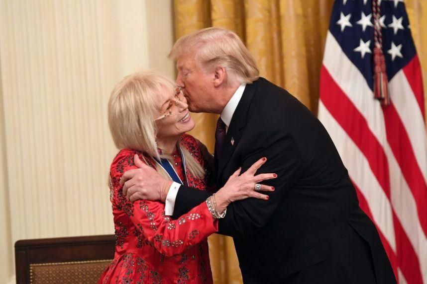 Dr. Miriam Adelson Cumhuriyetçi Konvansiyonu Destek