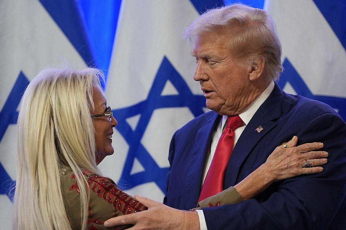 Miriam Adelson Trump PAC Bağışı