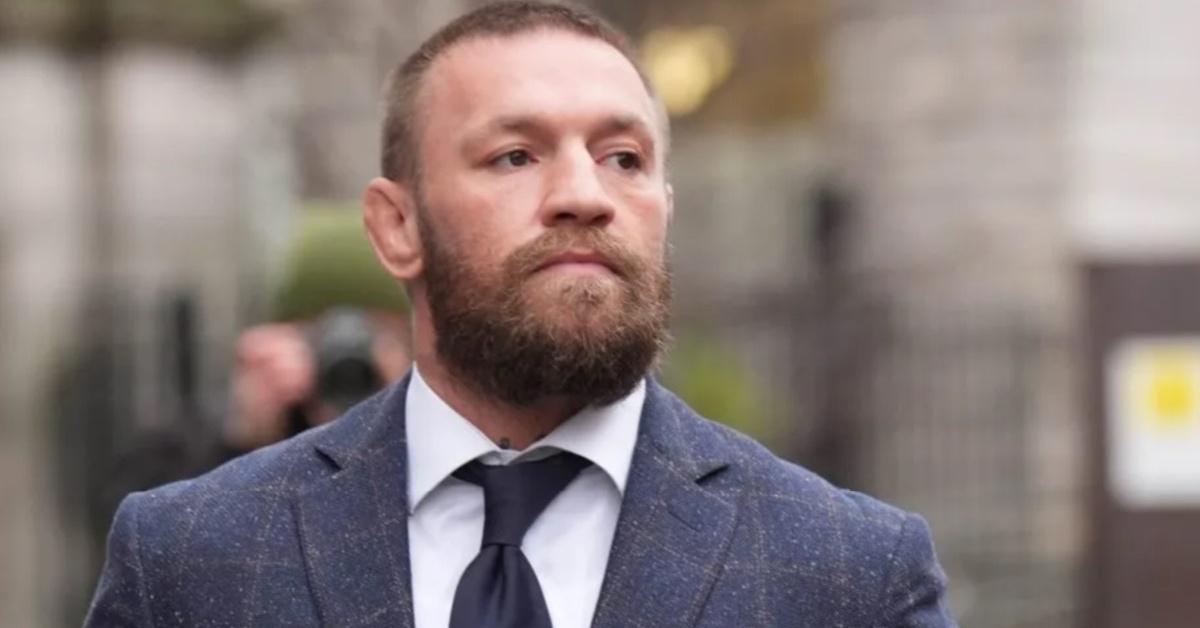 Conor McGregor'un Kinahan Karteli ile bağlantıları hakkındaki tartışmalar ve bunların onun kariyeri ve kamu imajı üzerindeki etkileri.