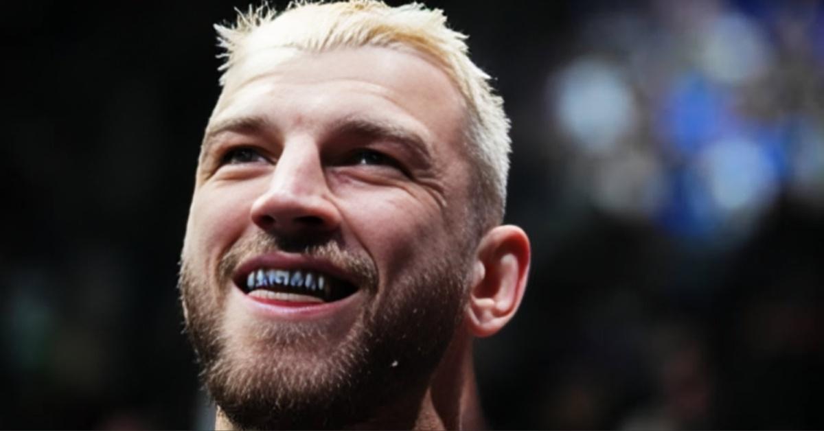 Gaethje vs Hooker at UFC 313: Analysis and predictions for the highly anticipated lightweight matchup.