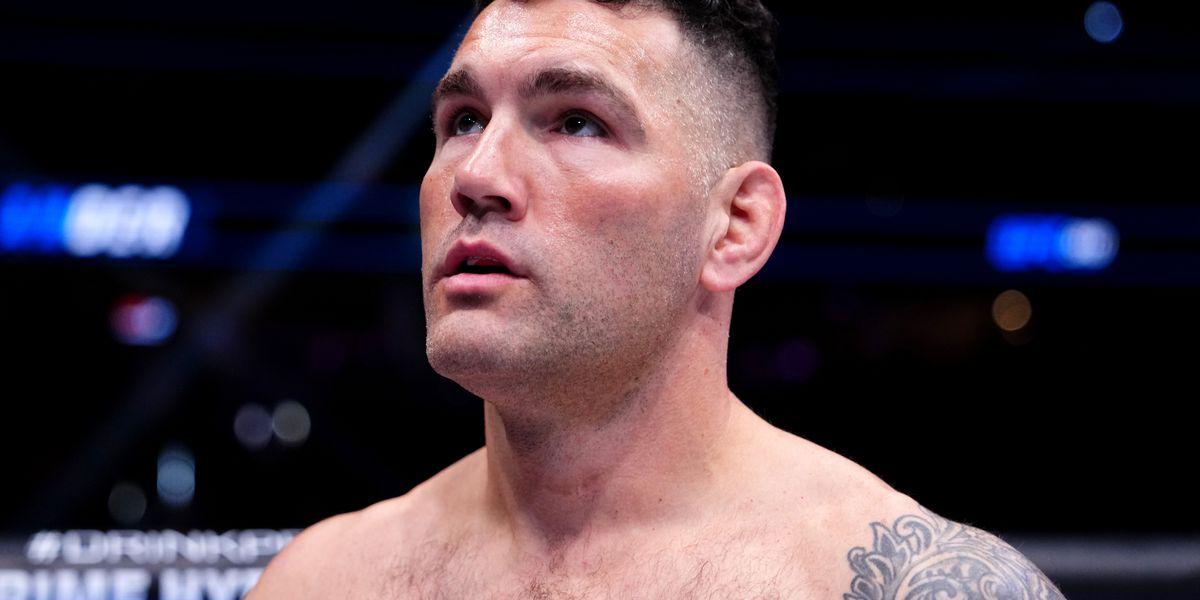 Chris Weidman's UFC career concluded with a loss to Eryk Anders at UFC 310, marking a significant turning point in his MMA journey.